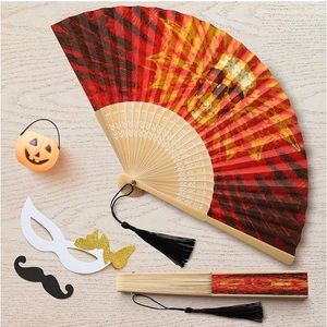 Folding Paper Fans, DIY Oil Painting Handheld Fans with Bamboo Frames- Skull